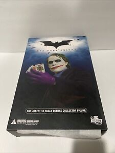 The Joker Heath Ledger Batman The Dark Knight  1/6 figure
