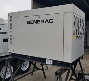 Generac 30 KW NG/LP Generator w/200-500 Hours (2006), Weatherproof Enclosure - Picture 1 of 7