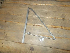 TELAIO DEFLETTORE SINISTRO FIAT 850 COUPE - Picture 1 of 1