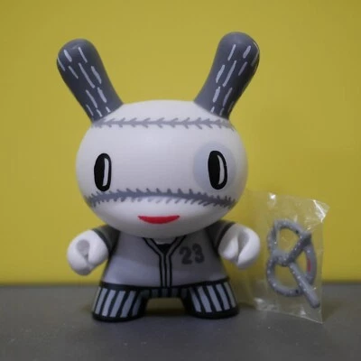 Kidrobot 3"Dunny 2010 2tone Series Aaron Meshon baseball pretzel vinyl figure - Image 1 of 3