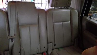 Used Radiator fits: 2013 Ford Expedition AT standard duty cooling Grade A Foto 1 de 4