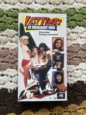 Fast Times At Ridgemont High (1982) VHS Cult 80s Raunchy Comedy Sean Penn - Image 1 of 4