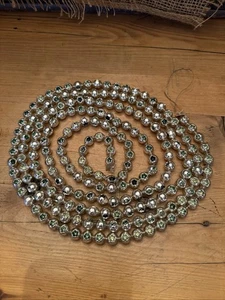 ANTICA GHIRLANDA NATALIZIA ARGENTO E STELLA VERDE DOPPIA RIENTRANZA VETRO MERCURIO 100” - Foto 1 di 3