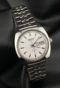 Vintage Stainless Steel Seiko Automatic Hi-Beat Arabic Date Dainty Watch 17Jewel - Picture 1 of 13