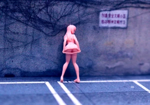 3D PRINT 1/43 figure sexy girl 02   no color model fit 1:43 street car stand - Picture 1 of 3