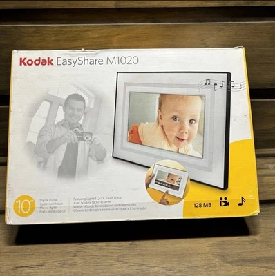 Kodak EasyShare M1020, 10 inch Quick-Touch Border Digital Picture Frame - Image 1 of 4