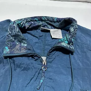 Chaqueta cortavientos vintage Nike para hombre L logotipo clásico azul estilo cuello graffiti - Imagen 1 de 12