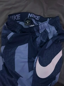 Boys Nike Dry Fit Shorts Blue And Dark Blue Nike Xl Boys - Picture 1 of 2