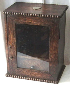 SMALL TABLE TOP OAK CABINET ANTIQUE - Picture 1 of 9