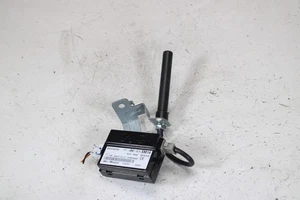 10 11 12 13 14 15 Hyundai Sonata Keyless Receiver Control Module OEM 95470-3Q000 - Picture 1 of 3