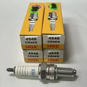 BUJÍAS NGK #4548 CR9EK - SE VENDEN INDIVIDUALMENTE - Imagen 1 de 1