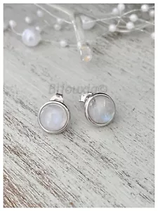 Orecchini A Perno In Pietra Di Luna 10MM E Argento Massiccio Rhodato 925/1000 - Foto 1 di 4