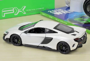 Welly 1:24 McLaren 675LT Diecast Model Sports Racing Car Toy NEW IN BOX White - Picture 1 of 1