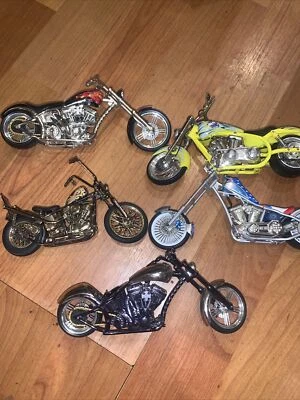 WCC Funtime / Maisto 1/16 Harley Motorcycle Lot-5  ￼ for Parts￼ - Image 1 of 4