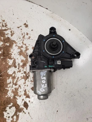 Passenger Right Power Window Motor Front Fits 11-23 300 1425257 - Image 1 of 4