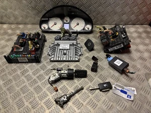 Peugeot 407 2.0 HDI Kit ECU e set serratura 9664437180 / 9663548180 x2 chiavi 04-11 - Foto 1 di 9