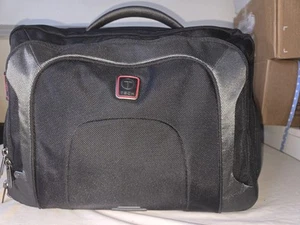 Tumi T Tech 6754D Presidio Lombard 16" Carry On Travel Crossbody Shoulder Bag - Picture 1 of 8
