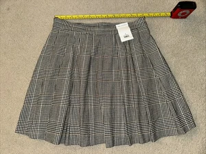 FREE ASSEMBLY SIZE 6 Pleated Plaid Mini Skirt Pockets Brown 29” Waist NWT - Picture 1 of 4