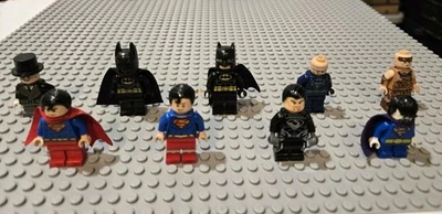 LEGO DC SUPER HÉROE Y VILLANO LOTE DE 9 MINI FIGURAS - Superman, Batman, Bizzaro + Foto 1 de 4