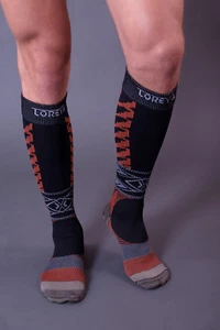 Sportstrümpfe, Kompressionsstrümpfe, Laufsocken, Stützstrümpfe, Joggingsocken - Bild 1 von 17