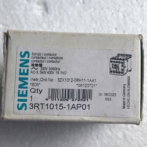 NEW SIEMENS 1PC In Box 3RT1015-1AP01 3RT10151AP01 Free SHIP - Picture 1 of 4