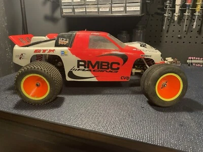 Team Losi GTX Nitro Buggy - Image 1 of 4