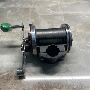 Mulinello da Pesca Convenzionale Penn SQUIDDER 140 con Kit Completo Newell USA #W26 - Foto 1 di 4