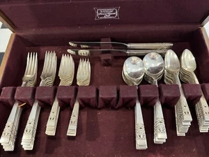 Vintage Oneida Community Krönungsbesteck 67-teiliges Set Silberbesteck im Etui - Bild 1 von 11