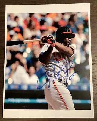 Фотография Майкла Борна с автографом 8x10 Baltimore Orioles! #67 - Изображение 1 из 2