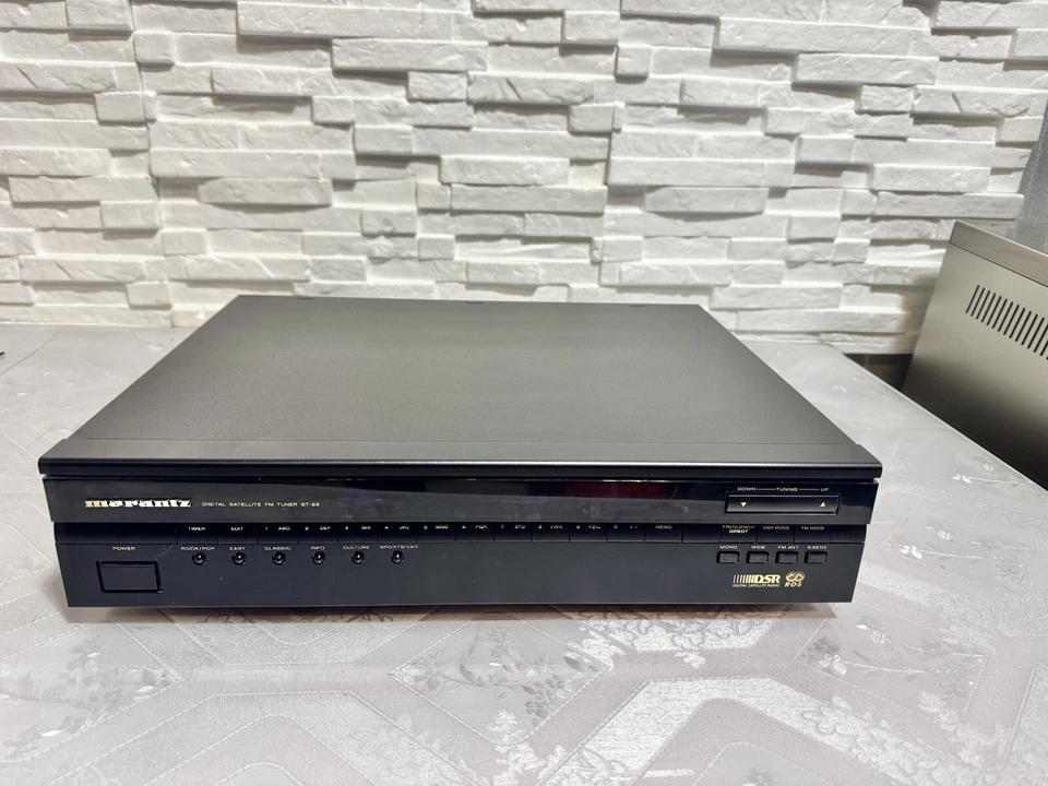 MARANTZ ST 83 DIGITAL SATELLITE FM TUNER kommt kein Ton ungenau geprüft - Bild 1 von 4