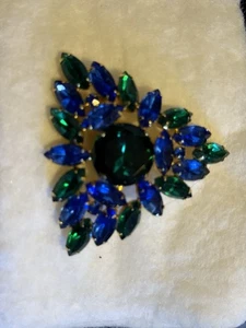 Blue And Green Triangle Shaped Brooch Pin Rhinestone Jewelry - Picture 1 of 5