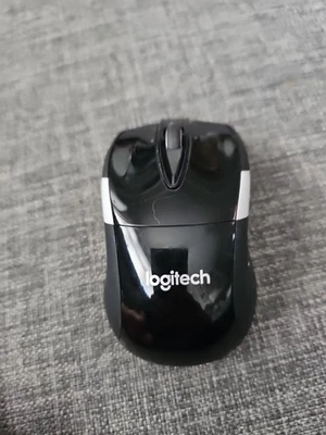 Logitech Wireless Mouse M525 Unifying  mice Black - Image 1 of 2