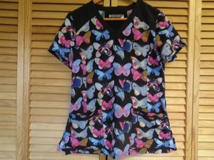 White Cross Fit butterfly scrubs, size S, polyester/spandex - Picture 1 of 5