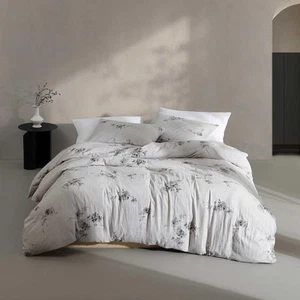 Calvin Klein King Comforter Set Floral Soft Bedding Shams Aquarelle Grey - Picture 1 of 1