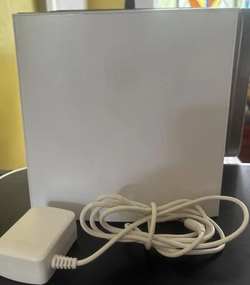 Router doméstico inteligente Wink WNKHUB2US Hub 2 Foto 1 de 4