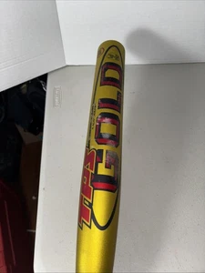 Bate de softbol dorado Louisville Slugger TPS 34 pulgadas 28 oz modelo SB704 CU31 aluminio - Imagen 1 de 11