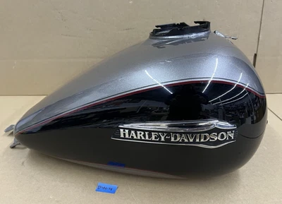 Harley-Davidson Road Glide Ultra Touring 2017 tanque de gasolina OEM Foto 1 de 4