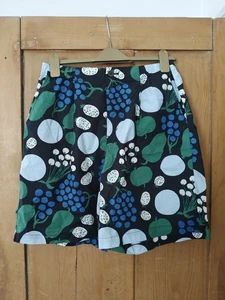 Marimekko Uniqlo Shorts Medium Green Blue Torri Fruit Bermuda Summer Womens - Picture 1 of 3