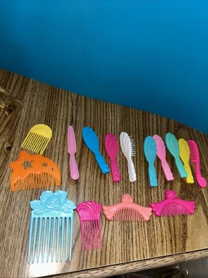 Vintage 80s  & 90’s Doll Comb Brush Lot of 15 Barbie Fashion Vintage - Image 1 of 4