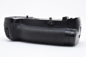 [Exc] Nikon MB-D18 Multi-Power Battery Pack for D850 from Japan #2839A - Picture 1 of 13