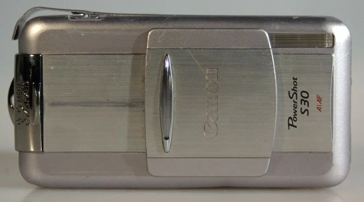 CANON POWERSHOT S30 FOR PARTS OR REPAIR - Image 1 of 1