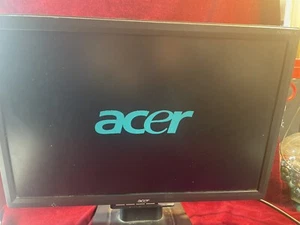 ACER 19” W Monitor In Original Carton Works Good. W/STAND & POWER CORD - Picture 1 of 3
