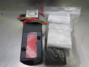 ASCO EF8551A001MMS Valve 120V - Picture 1 of 2