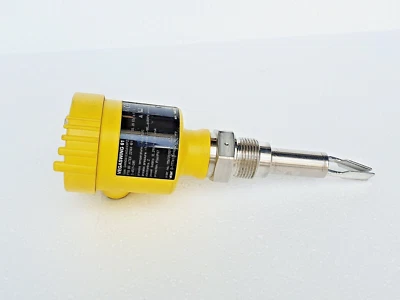 VEGA SWING 61 Vibrating Level Switch SWING61.CAGAVXPZL VEGASWING 61 # NEW - Image 1 of 4