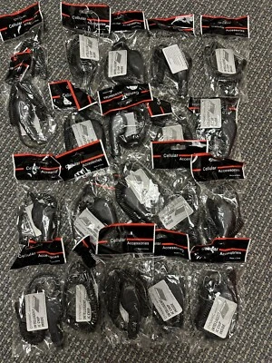 LOTE de 26 cargadores de coche Motorola genéricos mini USB V3 para tienda de teléfonos celulares al por mayor Foto 1 de 4