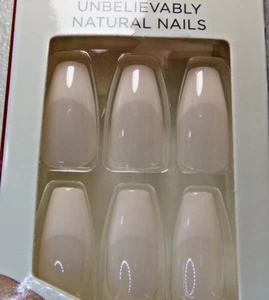Kiss Acrylic Nude French Artificial glue on Nails Medium - Picture 1 of 3