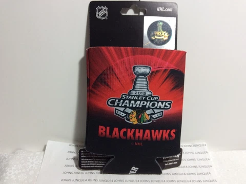 CHICAGO BLACKHAWKS NHL CAN COOLER New with tag 2015 STANLEY CUP Champions Cover