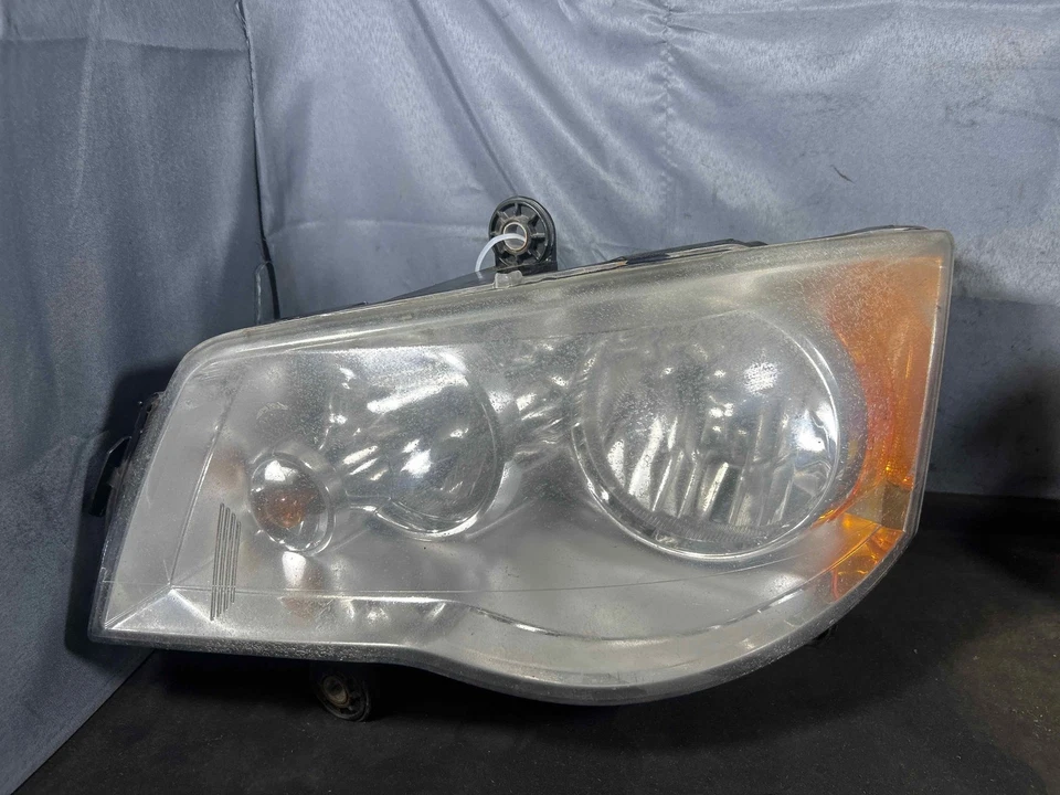 Fits 2008-2016 Chrysler Town Country Left Headlight OEM:5113337AI Foto 1 de 4