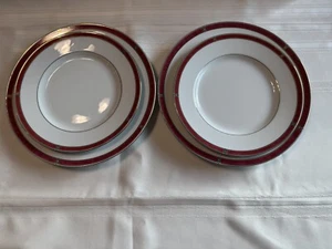 Christofle Porcelain Oceana Rouge/Red Plates. - Picture 1 of 4