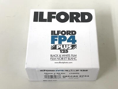 Ilford FP4 Plus - Black & white print film  (35 mm) ISO 125 100'roll exp03/2020 - Image 1 of 3